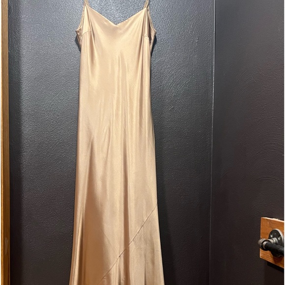Lauren by Ralph Lauren size 10 stunning gold bias cut maxi dress. - Picture 5 of 10